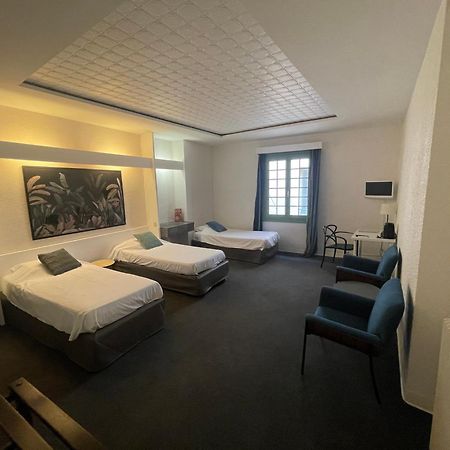 Hotel De La Loge Perpignan Bagian luar foto
