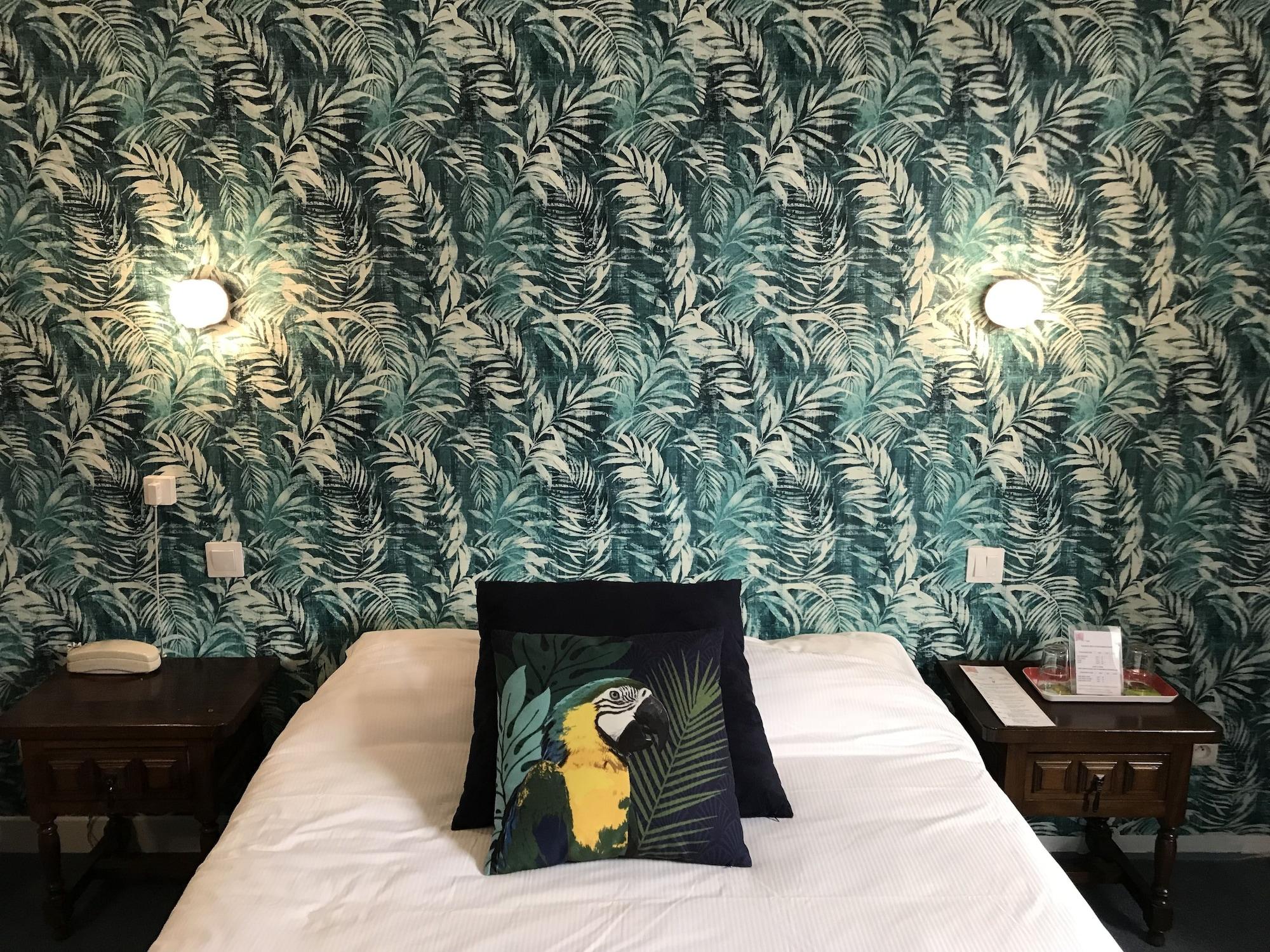 Hotel De La Loge Perpignan Bagian luar foto