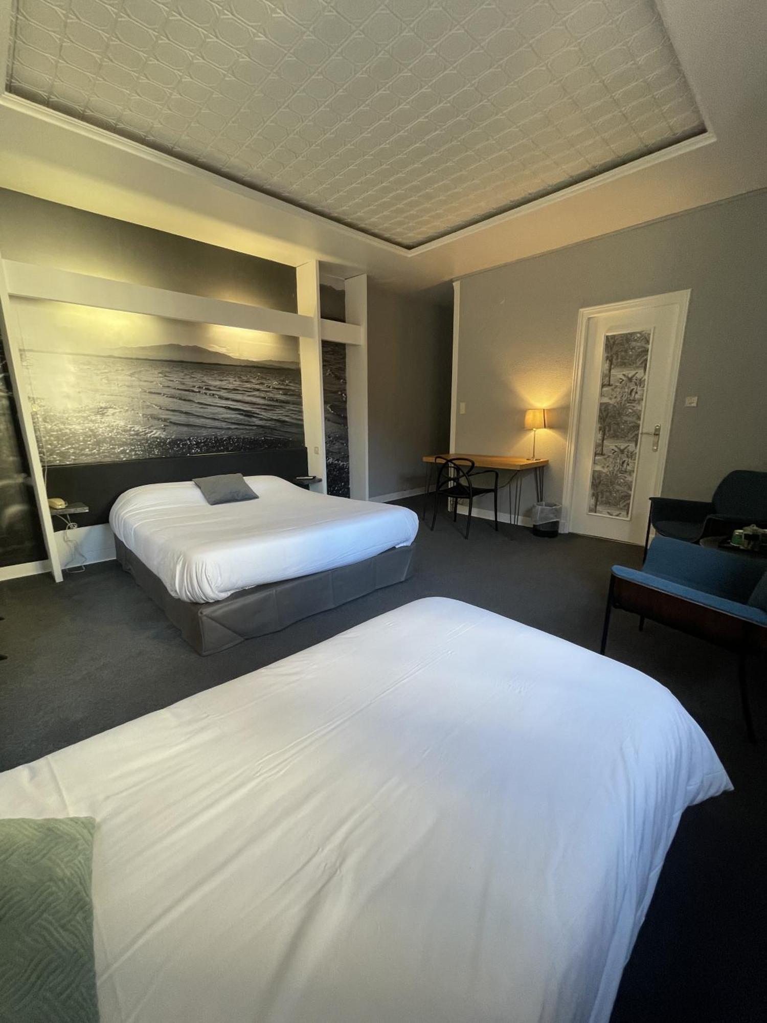 Hotel De La Loge Perpignan Bagian luar foto