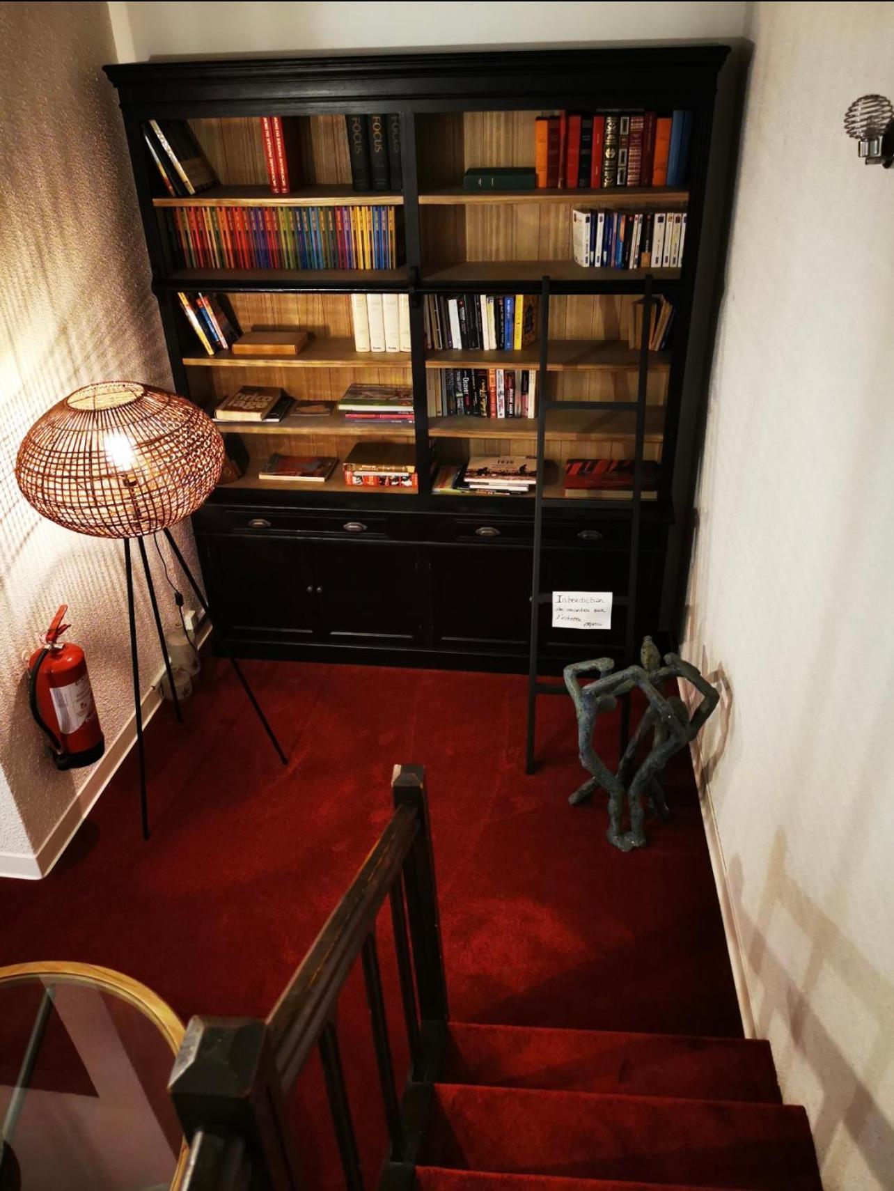 Hotel De La Loge Perpignan Bagian luar foto