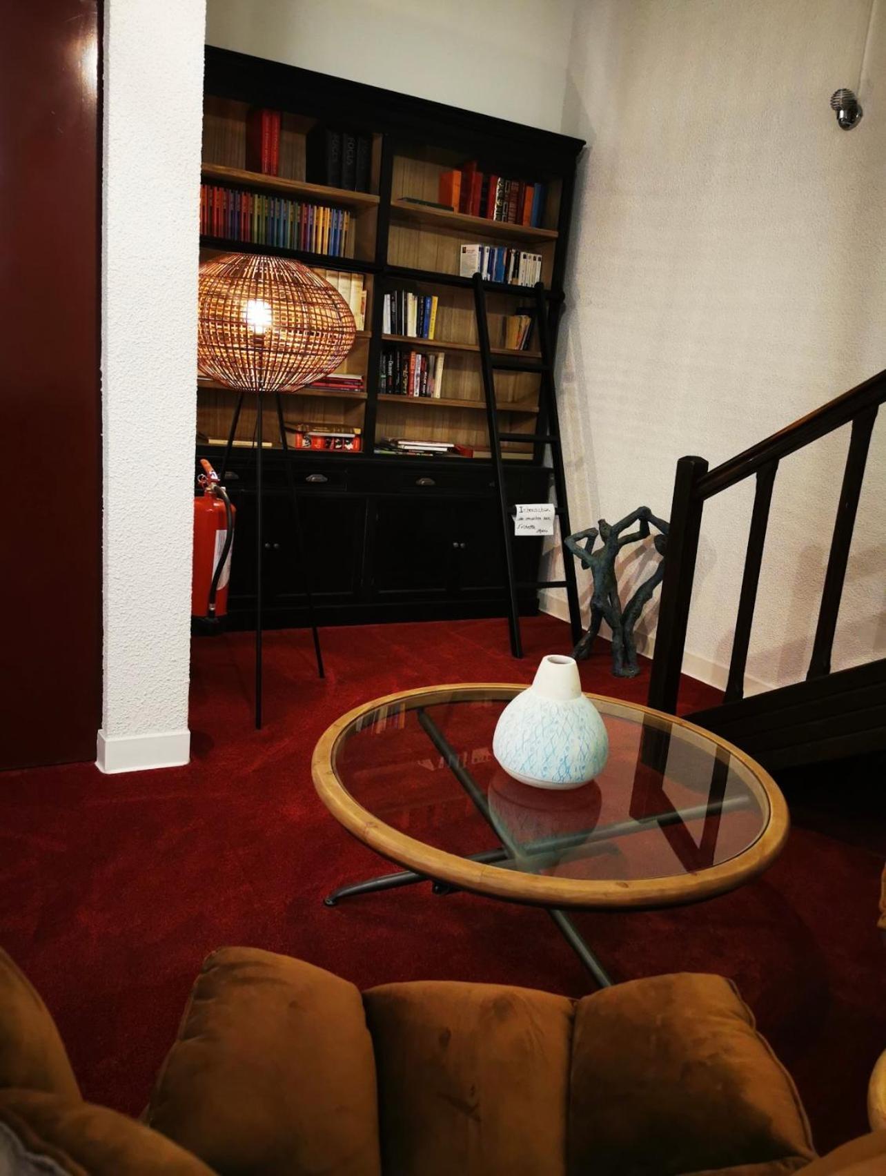 Hotel De La Loge Perpignan Bagian luar foto