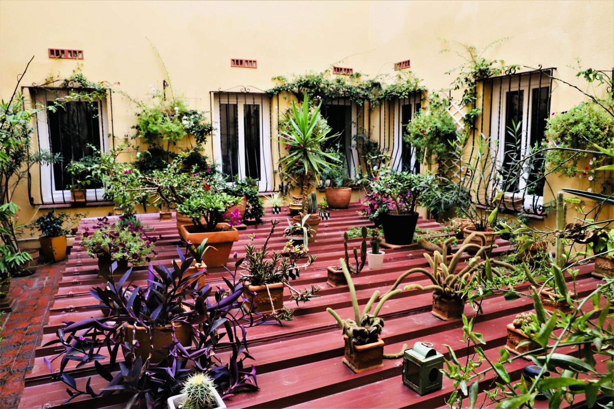 Hotel De La Loge Perpignan Bagian luar foto