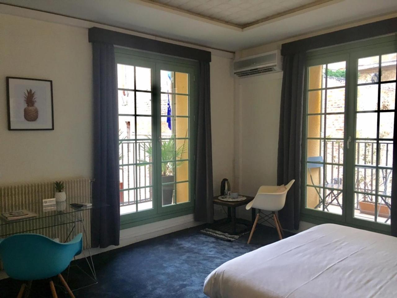 Hotel De La Loge Perpignan Bagian luar foto