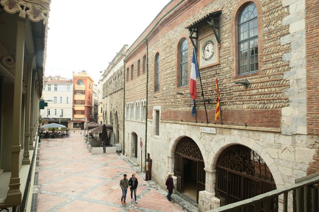 Hotel De La Loge Perpignan Bagian luar foto