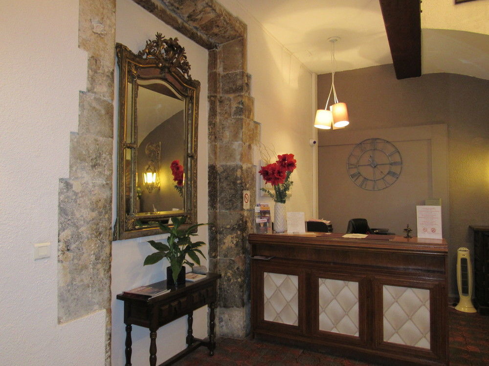 Hotel De La Loge Perpignan Bagian luar foto