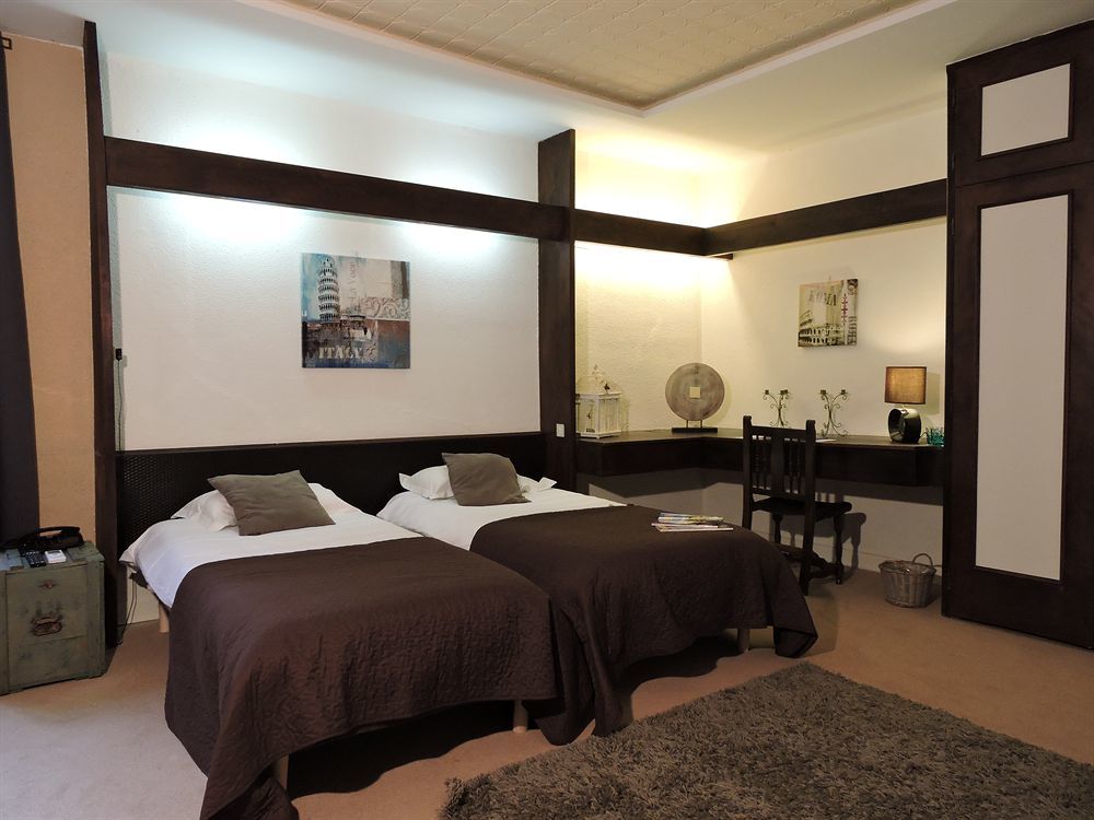 Hotel De La Loge Perpignan Bagian luar foto